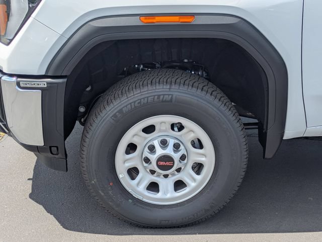 2026 GMC Sierra 3500HD Pro - Photo 10
