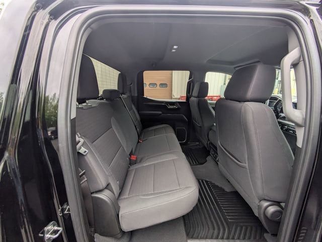 2024 Chevrolet Silverado 1500 LT - Photo 33