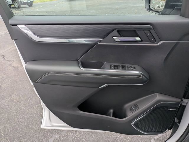 2026 GMC Acadia Elevation - Photo 11