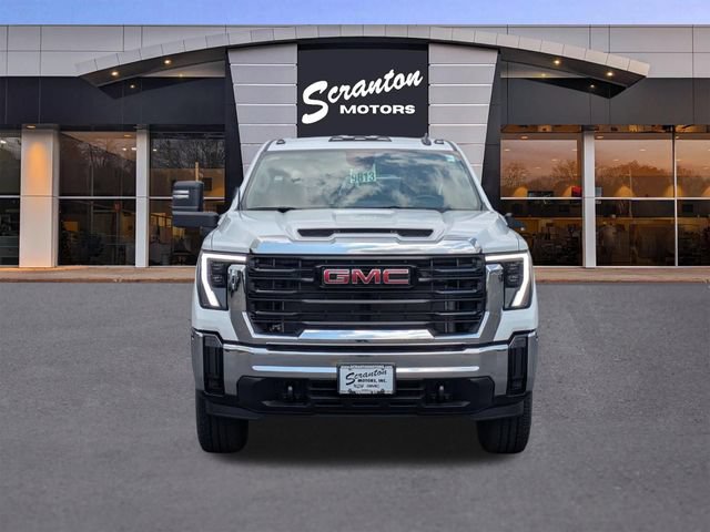 2026 GMC Sierra 3500HD Pro - Photo 8