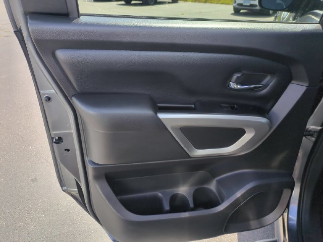 2024 Nissan Titan SV - Photo 27