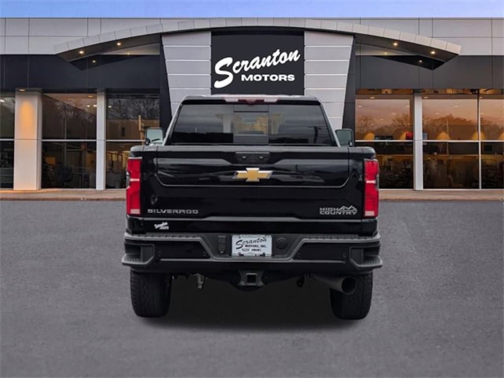 Used 2024 Chevrolet Silverado 3500 HD High Country Truck Crew Cab