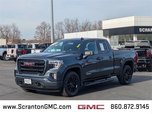 2022 GMC Sierra Base's photo
