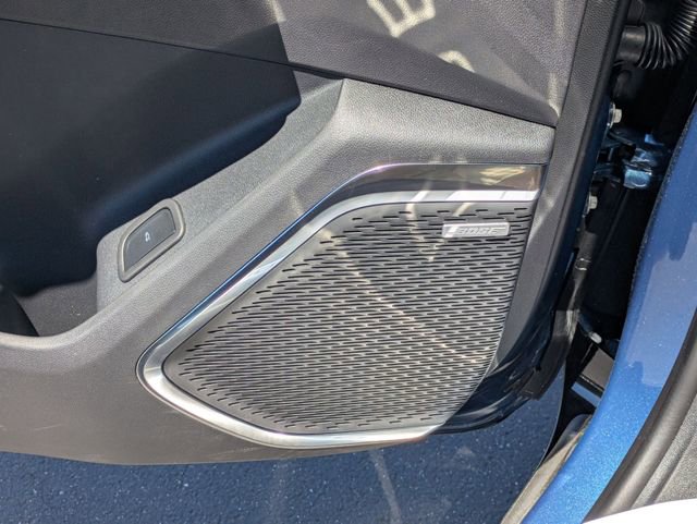 2026 GMC Acadia Denali - Photo 13