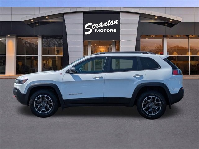 Used 2020 Jeep Cherokee Trailhawk with VIN 1C4PJMBX2LD590454 for sale in Vernon, CT