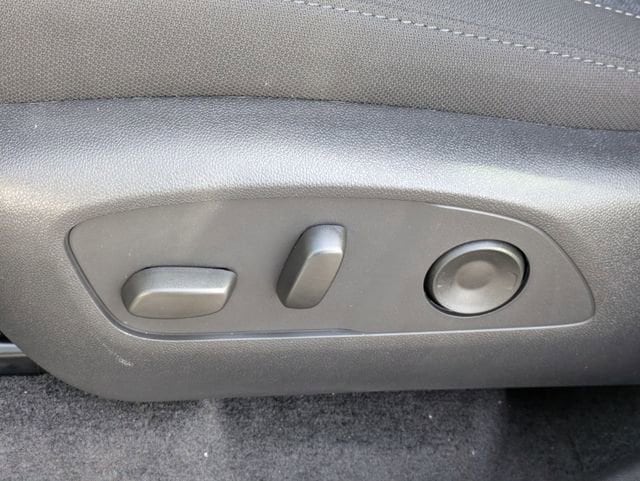 2026 GMC Acadia Elevation - Photo 26
