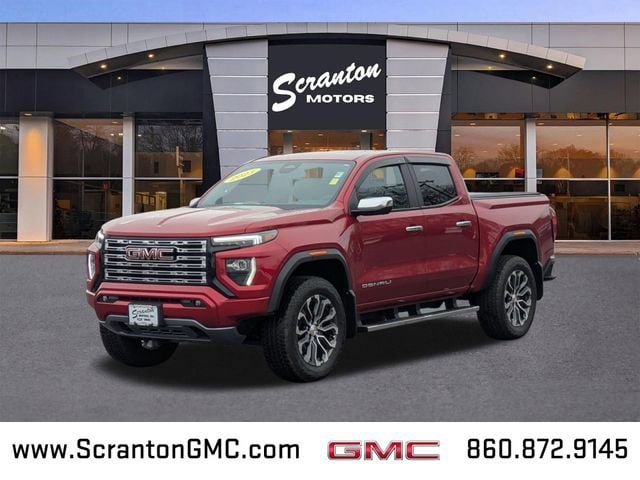 2023 GMC Canyon 4WD Denali Crew Cab Short Box's photo