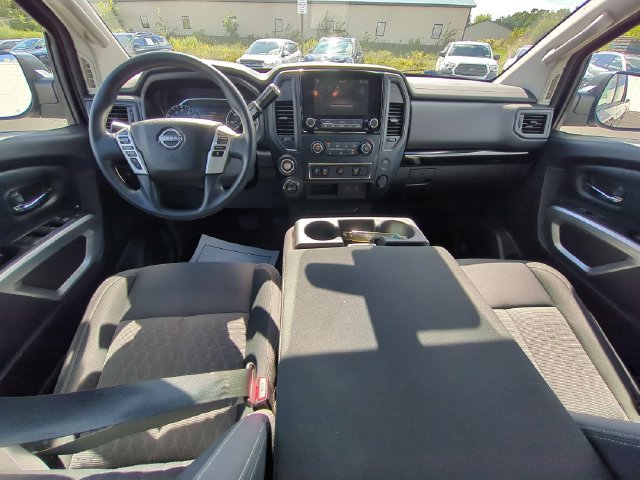 2024 Nissan Titan SV - Photo 30