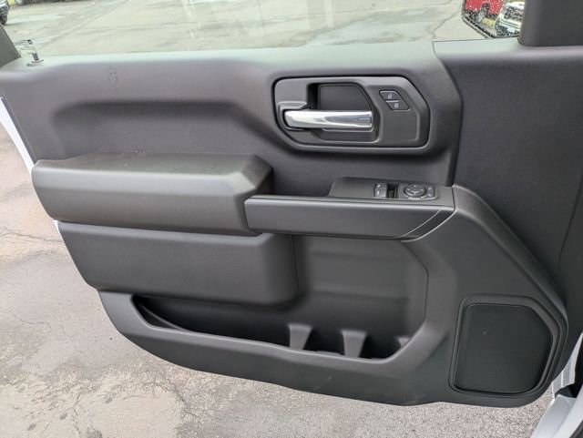 2025 GMC Sierra 2500HD Pro - Photo 11