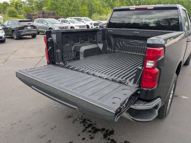 2023 Chevrolet Silverado 1500 LT - Photo 31