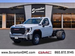 2026 GMC Sierra 3500 HD Chassis Cab Pro Truck Regular Cab