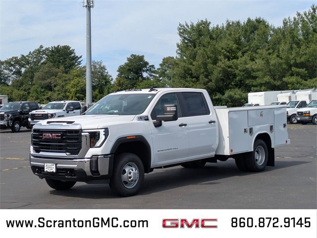 2025 GMC Sierra 3500 Chassis Cab Pro's photo