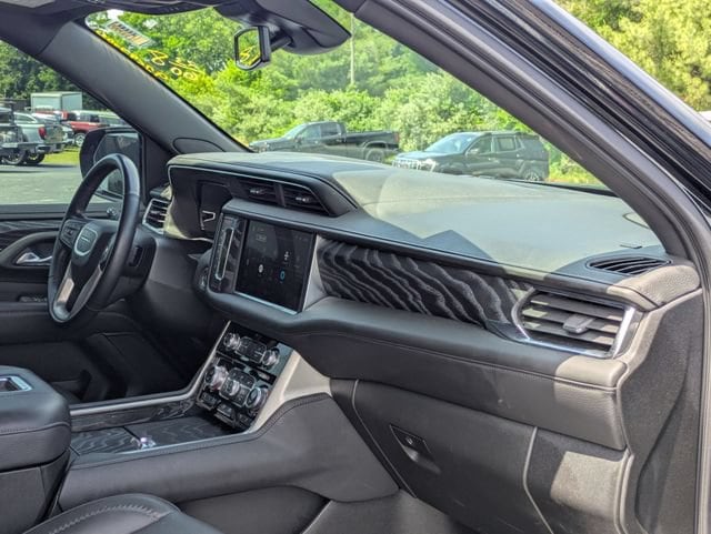 2023 GMC Yukon XL Denali - Photo 42