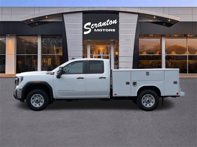 2025 Gmc Sierra 3500 HD Pro photo 2