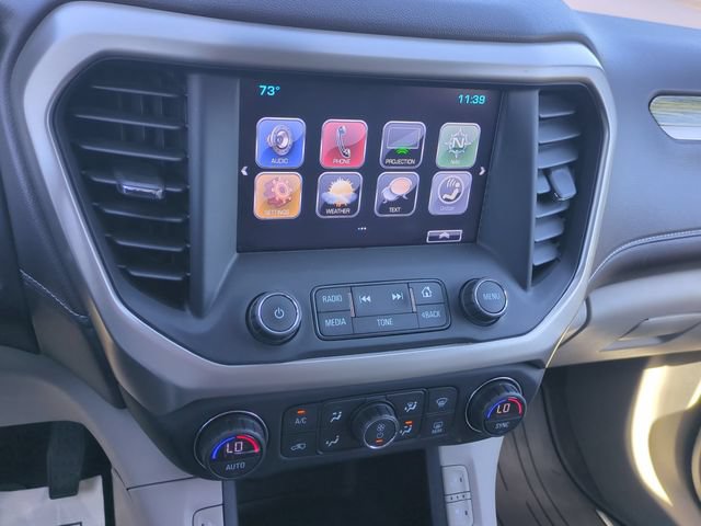 2017 GMC Acadia Denali - Photo 20