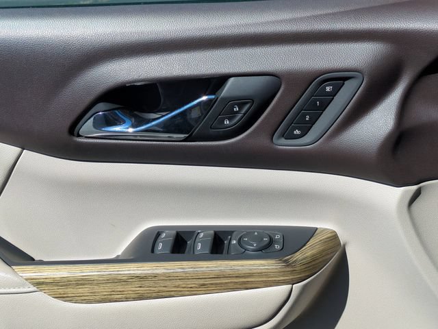 2017 GMC Acadia Denali - Photo 12