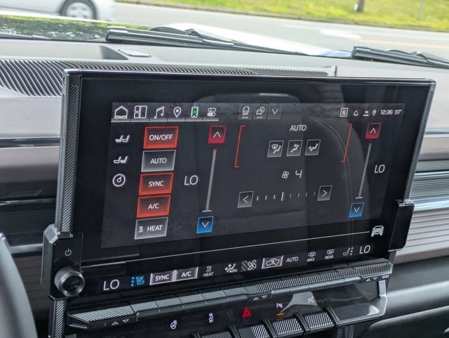 2026 GMC HUMMER EV 2X - Photo 23