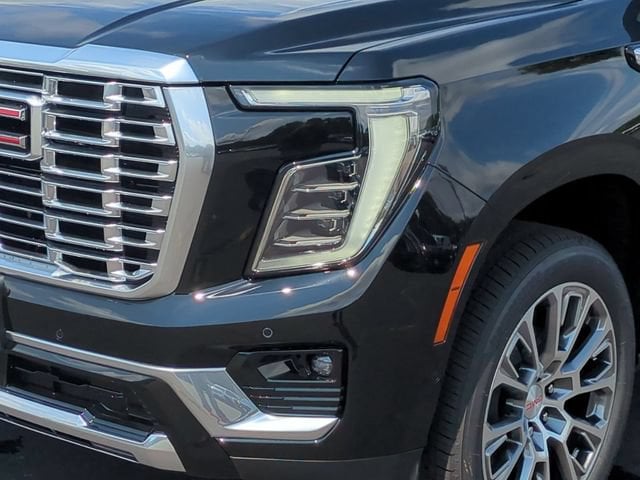 2026 GMC Yukon XL Denali - Photo 9