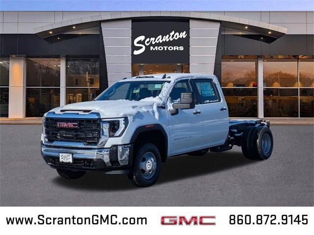 2026 GMC Sierra 3500 Chassis Cab Pro's photo