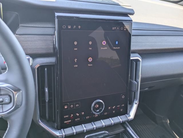 2026 GMC Acadia Denali - Photo 22