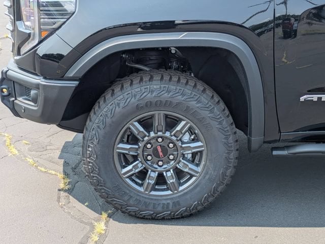 2026 GMC Sierra 1500 AT4X - Photo 10