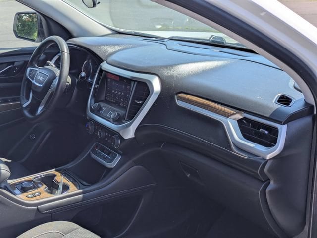 2023 GMC Acadia SLE - Photo 38