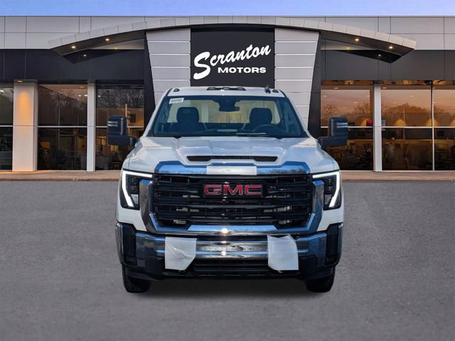 2026 GMC Sierra 3500HD Pro - Photo 8