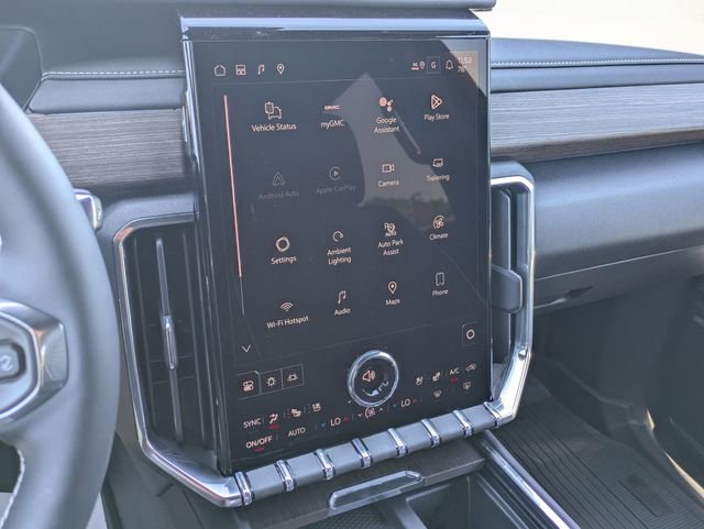 2026 GMC Acadia Denali - Photo 19