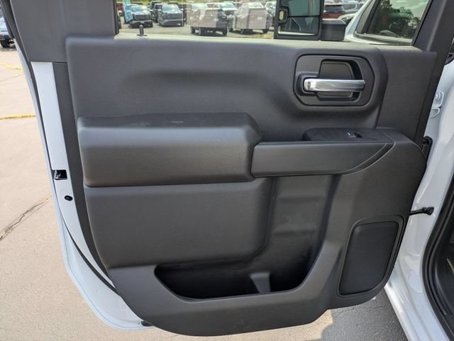 2026 GMC Sierra 3500 Chassis Cab Pro - Photo 24