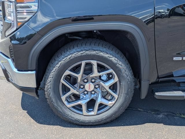 2026 GMC Sierra 1500 SLT - Photo 10