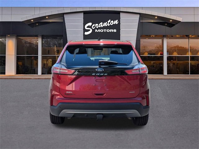 2022 Ford Edge SEL photo 4
