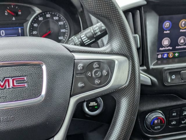 2024 GMC Terrain SLE - Photo 17