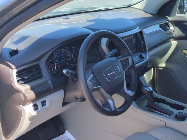 2017 GMC Acadia Denali - Photo 14