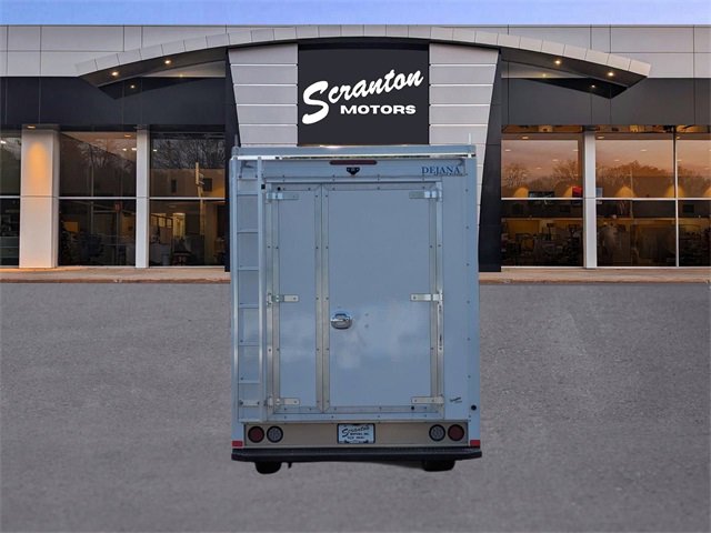 2024 Gmc Savana 3500 Cutaway photo 4
