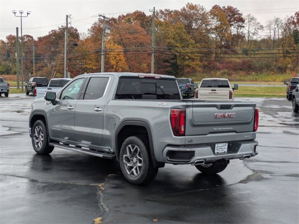 New 2026 GMC Sierra 1500 SLT Truck Crew Cab