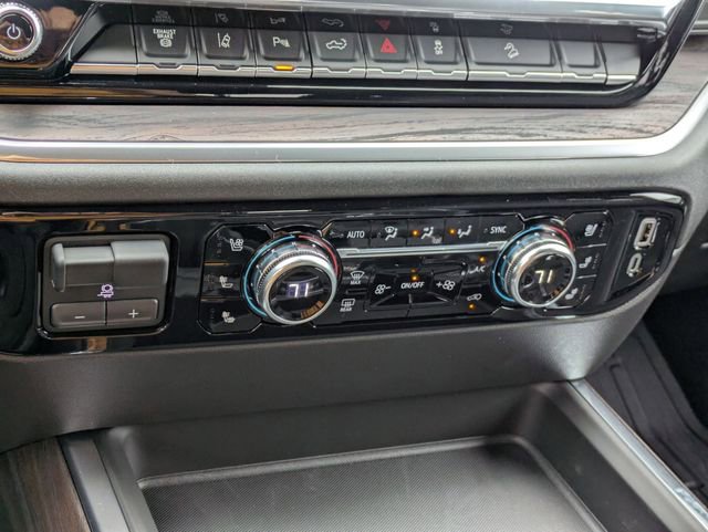 2025 GMC Sierra 2500HD SLT - Photo 23