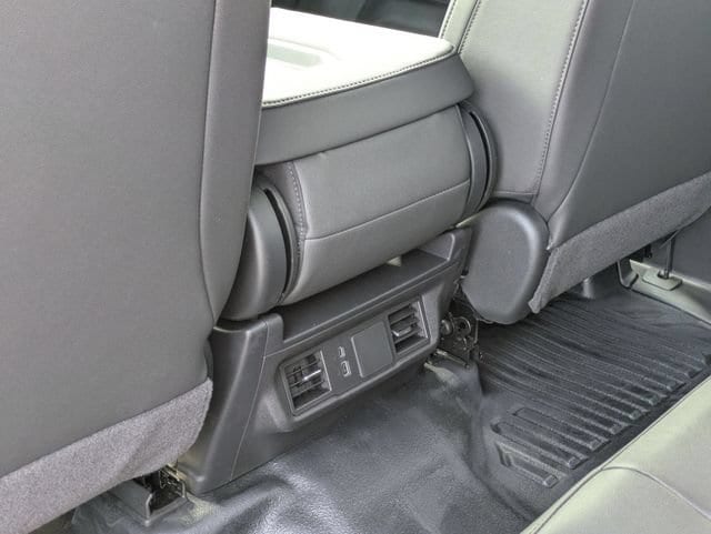 2026 GMC Sierra 3500 Chassis Cab Pro - Photo 26