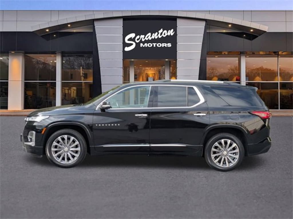Used 2022 Chevrolet Traverse Premier SUV