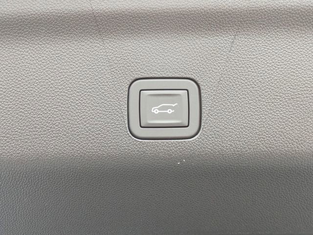 2026 Cadillac Escalade ESV Sport - Photo 33