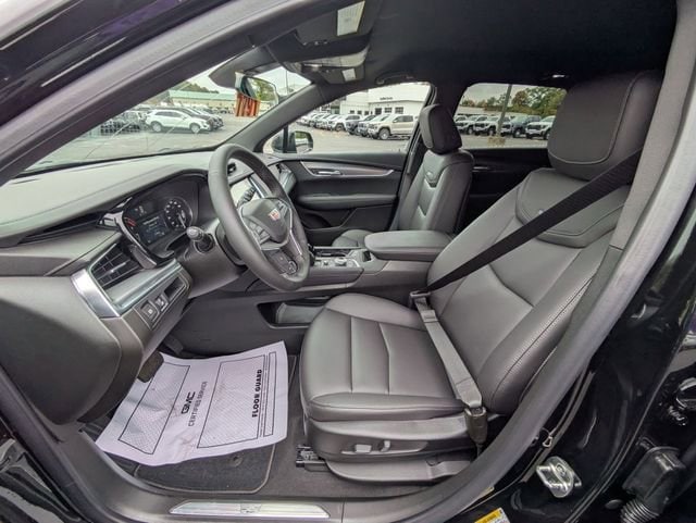2025 Cadillac XT5 Luxury - Photo 25