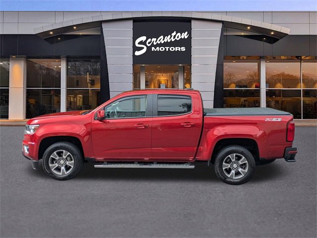 2016 Chevrolet Colorado Z71 photo 2