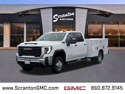 2024 GMC Sierra 3500 HD Chassis Cab Pro Chassis Cab Truck