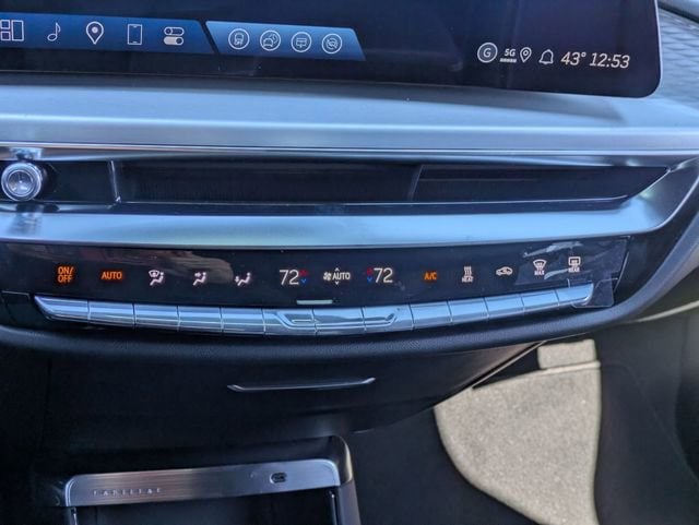 2026 Cadillac LYRIQ Luxury - Photo 22