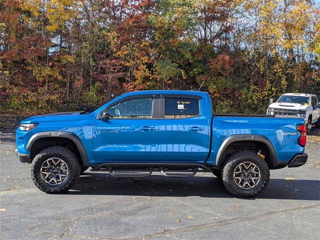 2024 Chevrolet Colorado ZR2 photo 2
