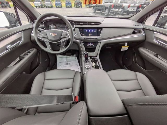 2025 Cadillac XT5 Luxury - Photo 30