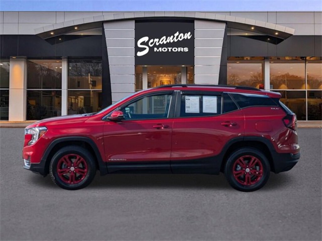 Used 2023 GMC Terrain SLE SUV