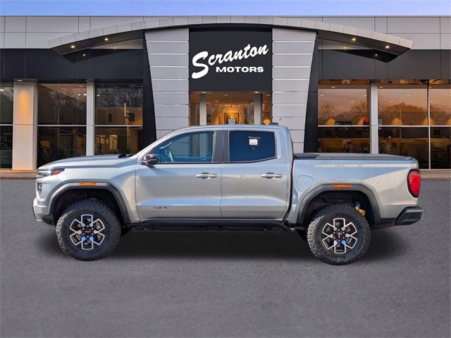 2023 Gmc Canyon AT4X photo 2