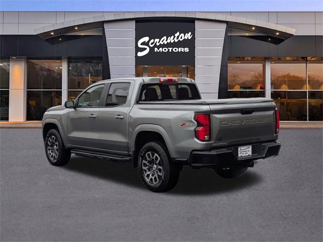2023 Chevrolet Colorado Z71 photo 3