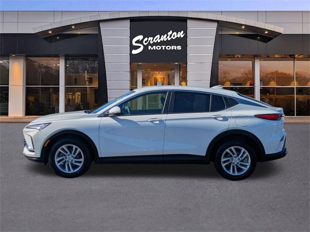 2024 Buick Envista Preferred photo 2