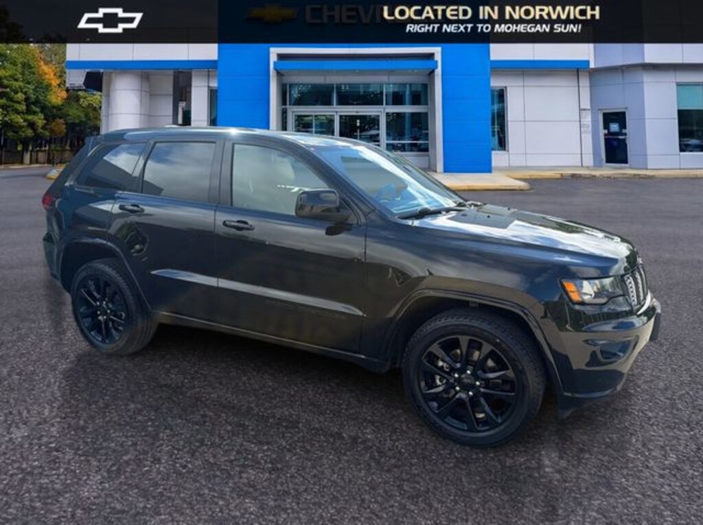 Used 2021 Jeep Grand Cherokee Laredo SUV